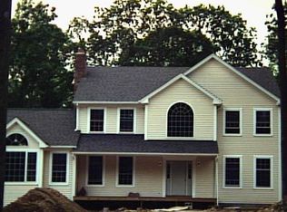 26 E Marlin Rd, Newtown, CT 06470