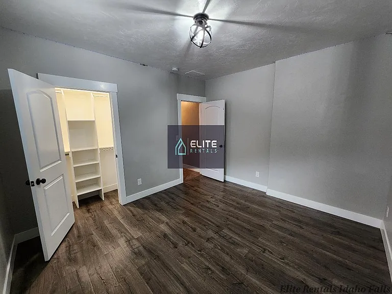 3700 Potomac Way — Photo 26