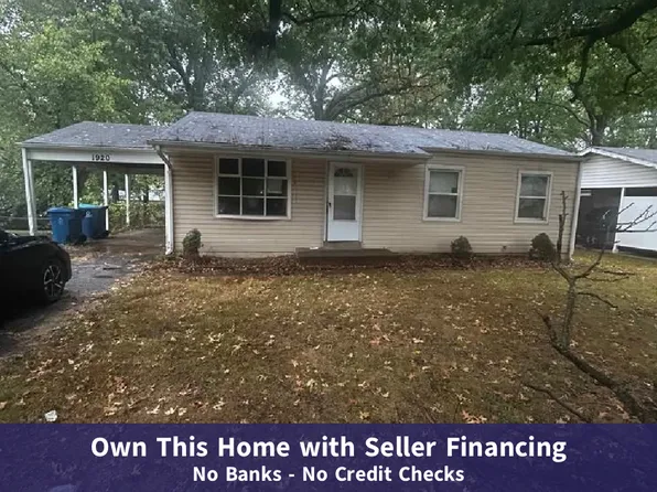 1920 Prior Dr, Saint Louis, MO 63136