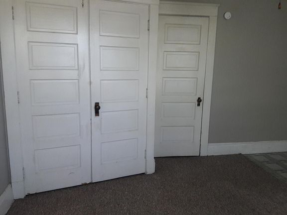 Murphy bed and closet