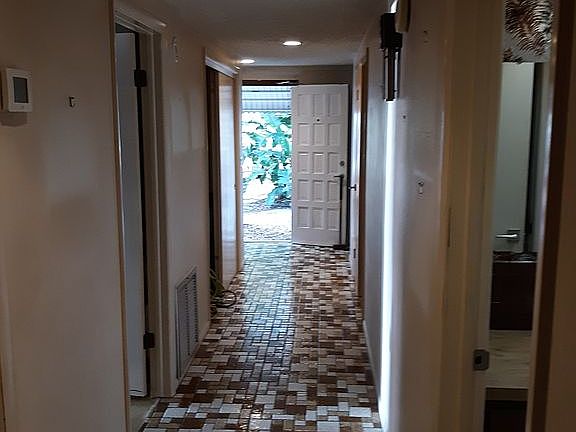 5th image of 4681 47th Ave N
