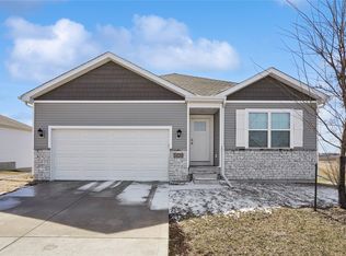 1020 25th St SE, Altoona, IA 50009