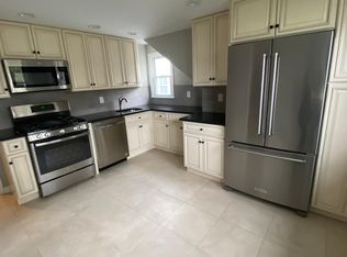 219 Lawrence Ave #2, Mamaroneck, NY 10543