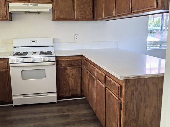 3rd image of 1058 Mission Dr APT B