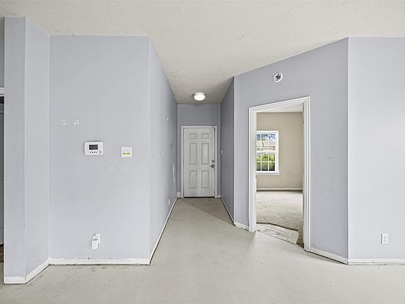3rd image of 2218 Moonstone Ct