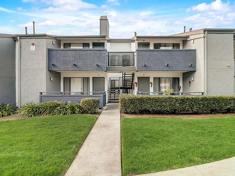 Pepperwood Apartments — Photo 13