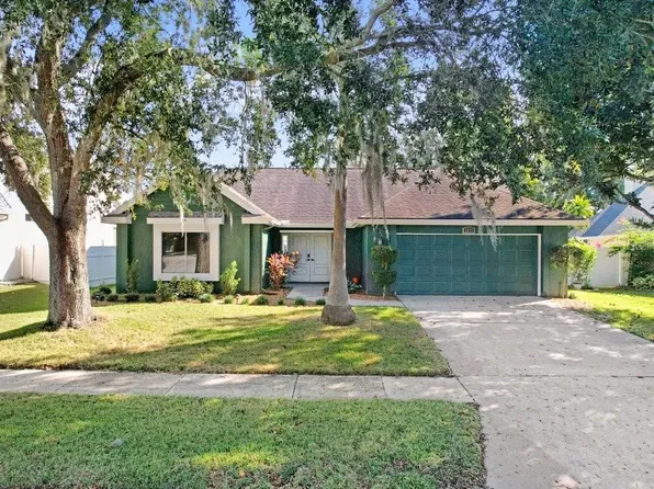 2027 Darlington Oak Dr, Seffner, FL 33584