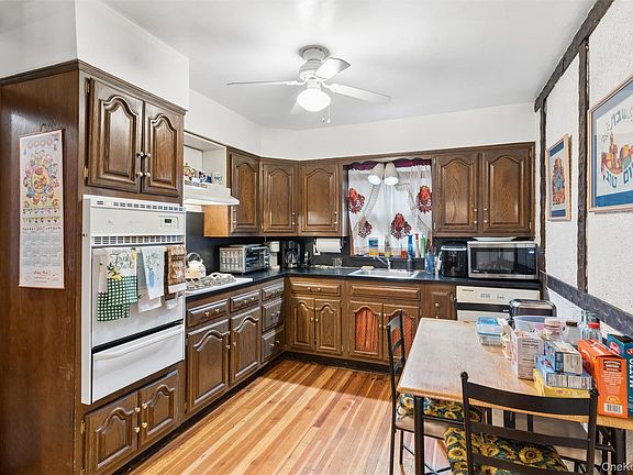 5th image of 1055 Stanton Avenue