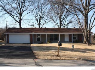 1027 Mackinac Dr, Saint Louis, MO