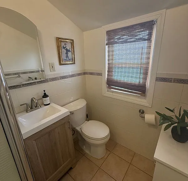 69 Bank St #2 — Photo 12