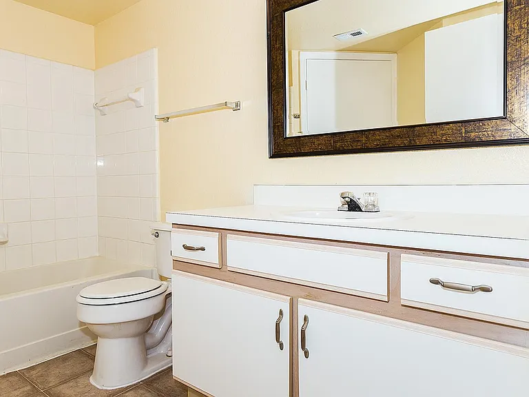 2202 Key West Ct #634 — Photo 8