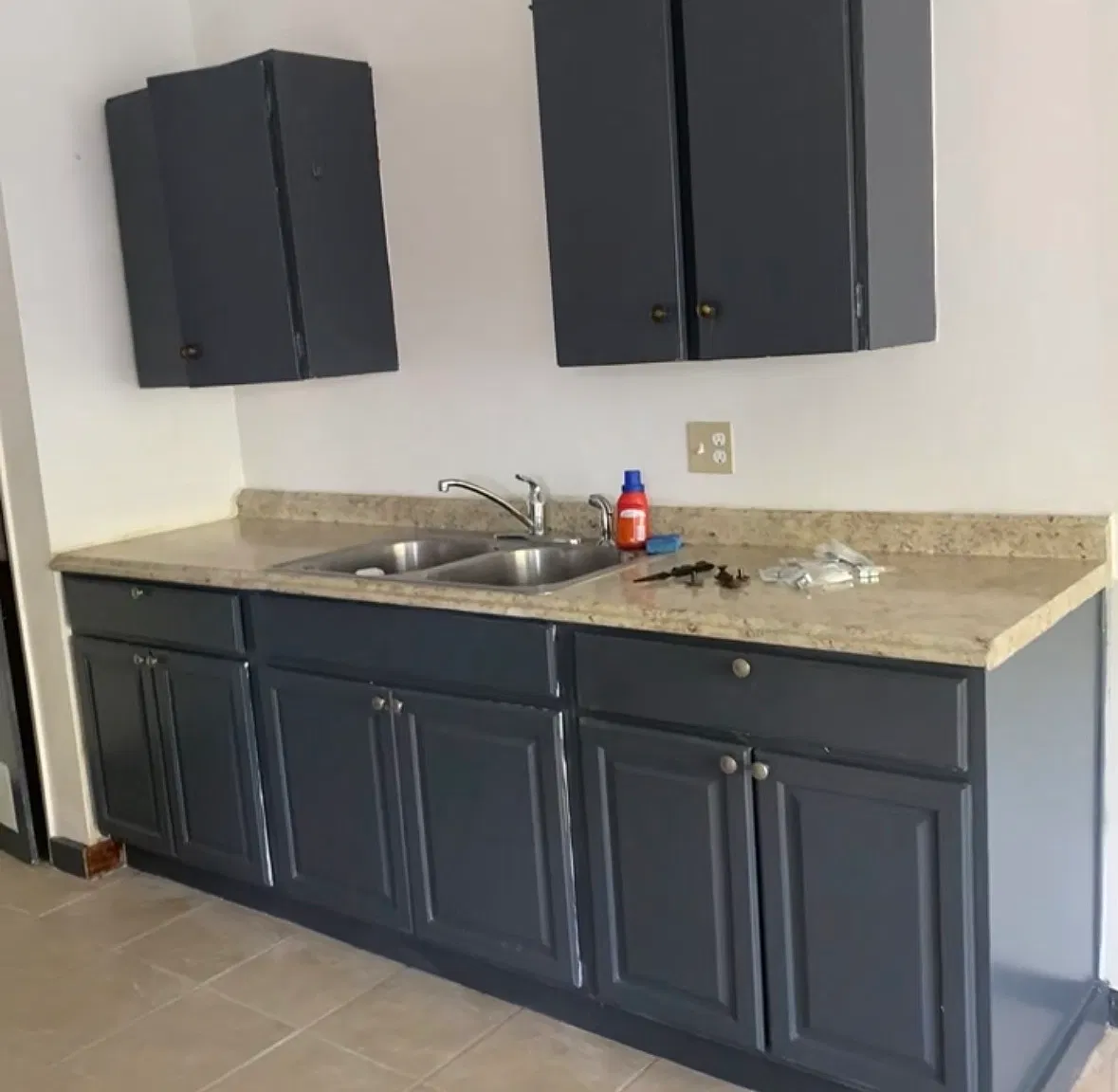 2 bed, 1000 sqft, $2,150 — Photo 2