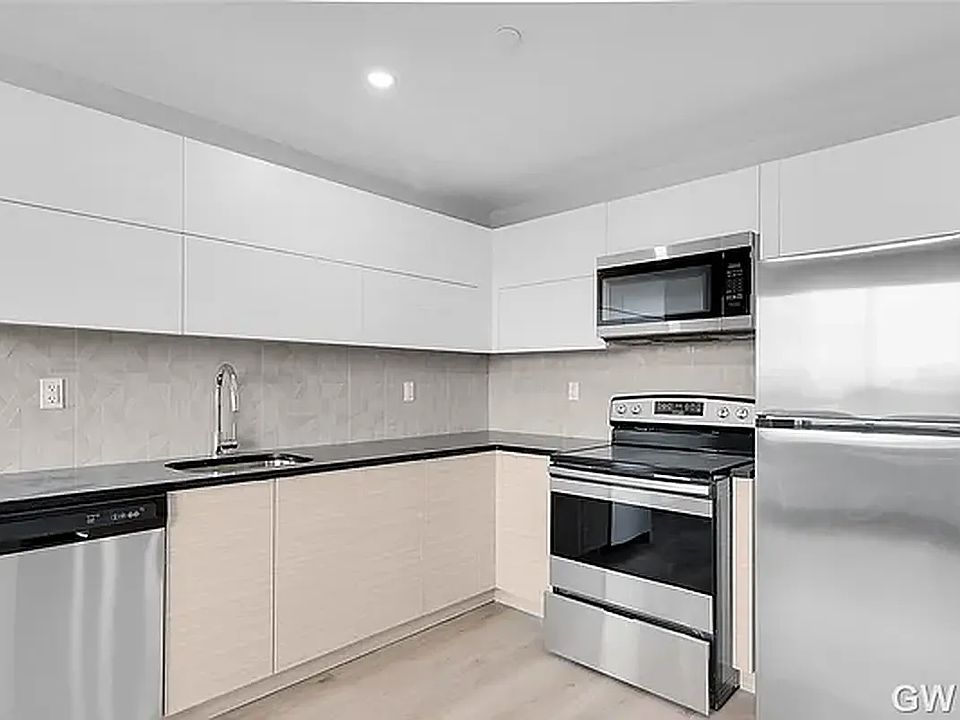 1st image of 92 Linden Blvd #4C