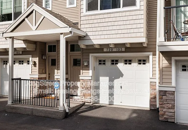720 NW 118th Ave #103 — Photo 5
