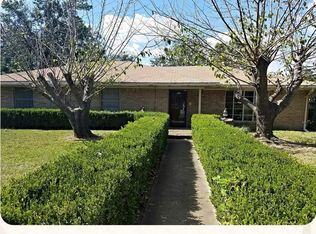 918 Wynne Rd, Wills Point, TX 75169