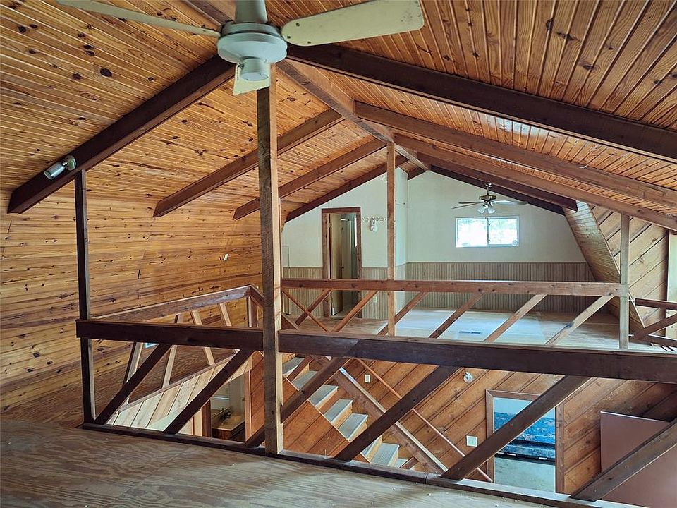 1st image of 492 Sherwood Forest Dr W