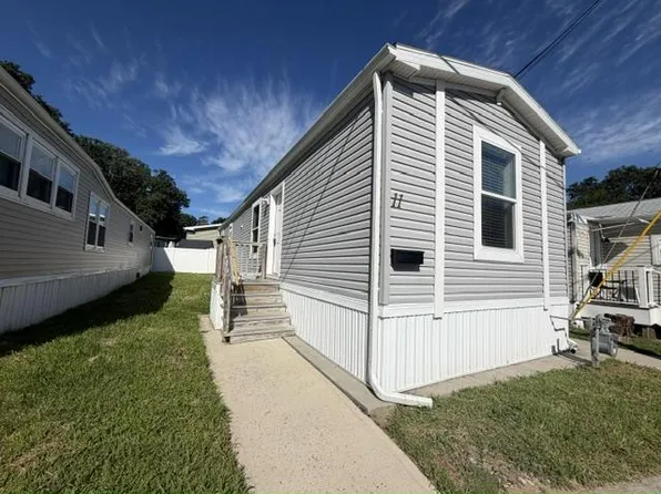 11 Robin Rd #44, Keansburg, NJ 07734