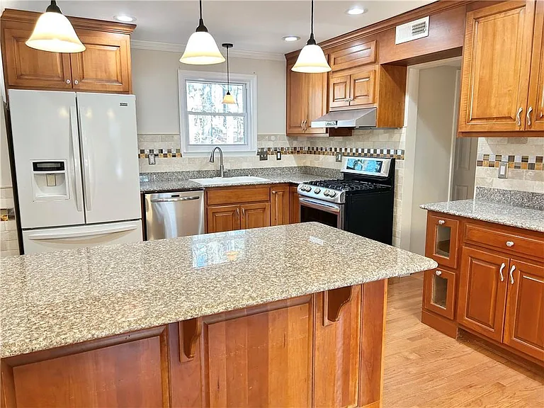 635 Crab Orchard Dr — Photo 9