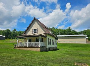 40 W Hebron Rd, Coudersport, PA 16915