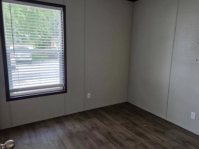 300 W Albert St #39R — Photo 5