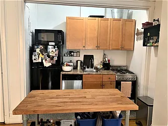 Rented by Dynamik Realty