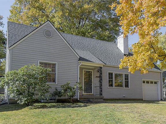 2nd image of 5506 Sherwood Dr