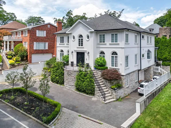 373 Ocean Terrace image 1 of 47