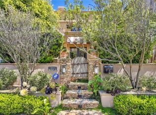 214 22nd St, Huntington Beach, CA 92648