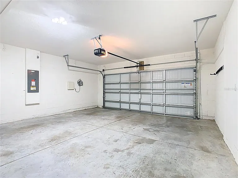 2000 Chickasaw Blvd — Photo 44