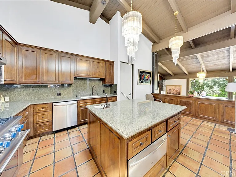 2300 Villa Heights Rd — Photo 21