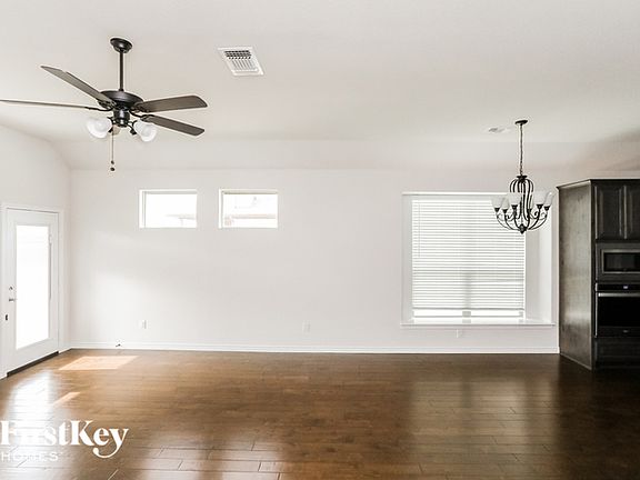 2nd image of 1700 Overland Dr