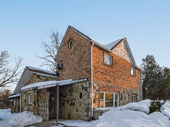 4th image of 916 Innisfallen Ave