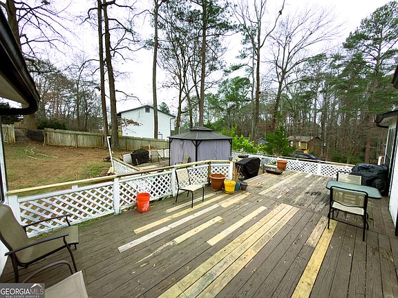 4th image of 1130 Stone Ridge Dr