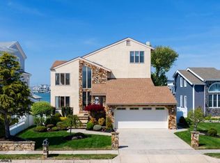 81 Lagoon Blvd, Brigantine, NJ 08203