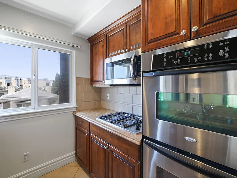 8610 Chalmers Dr #201 — Photo 3