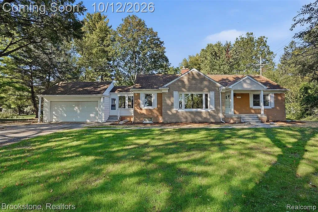 3 bed, 1.5 bath, 1288 sqft, $2,800 — Photo 1