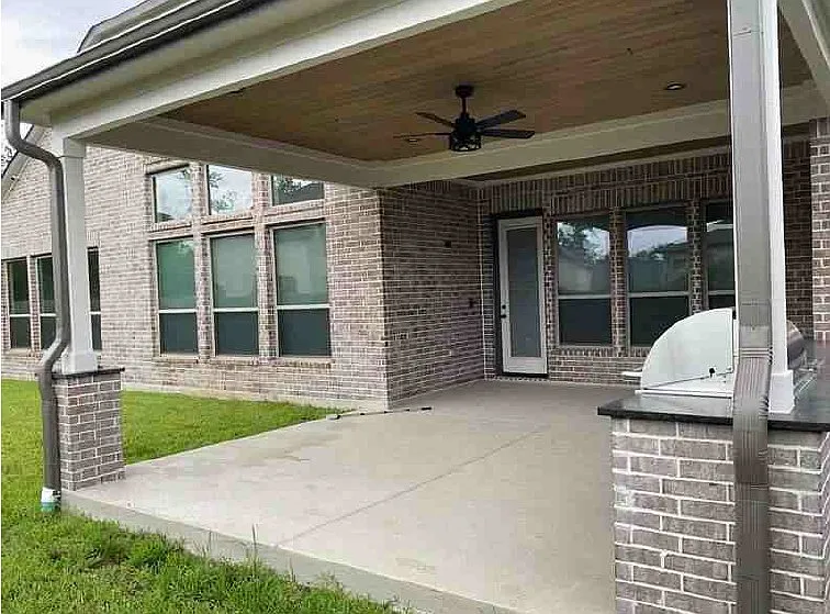 1006 Stillwater Pond Ct — Photo 4