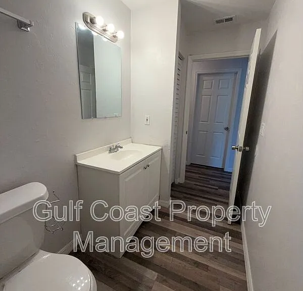 1801 S Palmdale Ct — Photo 22