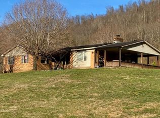 582 Creek Mart Rd, Flat Lick, KY 40935