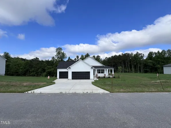 22 Apple Grove Ln, Four Oaks, NC 27524