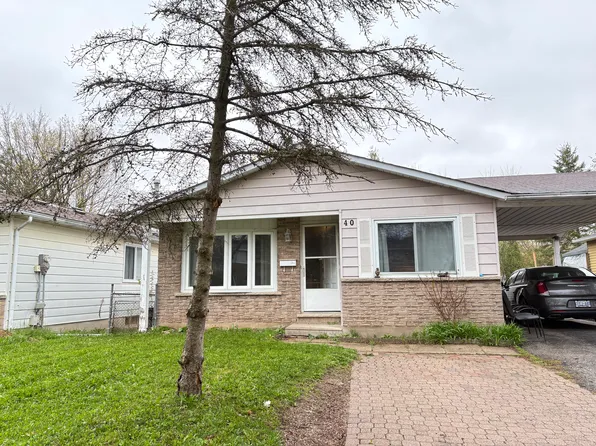 40 Amos Ave #1, Waterloo, ON N2L 5G3