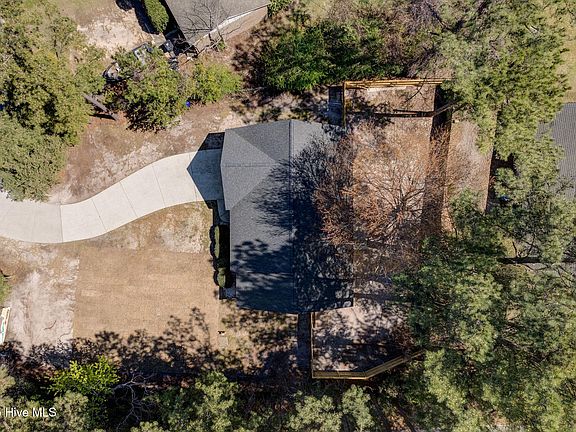 2nd image of 4925 Berry Court