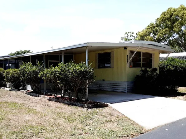 2628 Oakhill Village Cir, Valrico, FL 33594