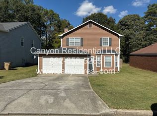 5545 Rock Shoals Way, College Park, GA 30349