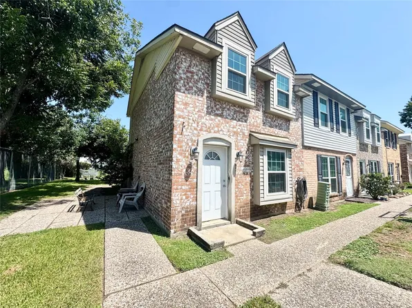 1911 Sherwood Forest St APT 17, Houston, TX 77043