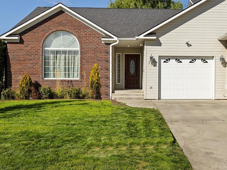 1st image of 719 SE Mockingbird Drive