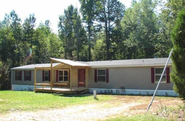 4BR 2BA over 2000sq.ft!