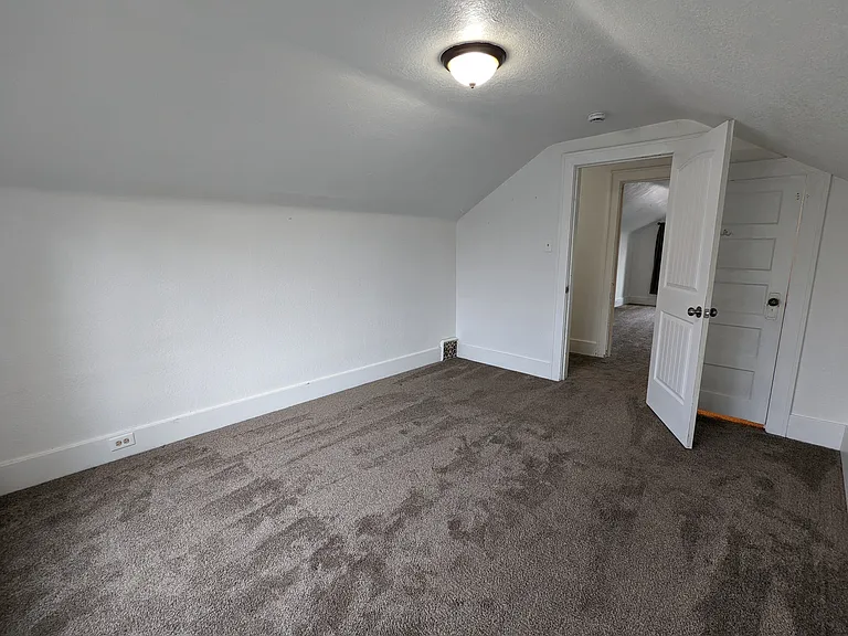 619 8th Ave S #619 — Photo 24