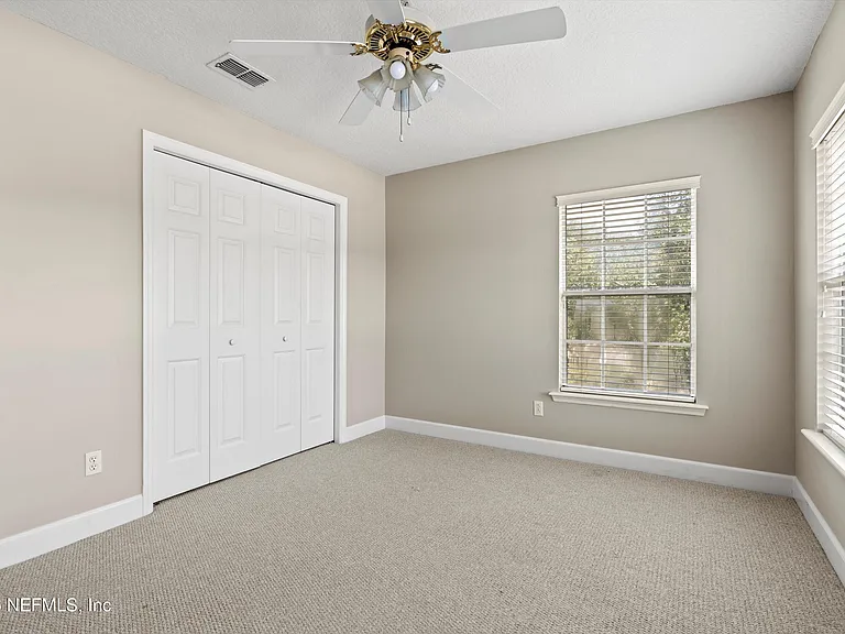 7610 Sentry Oak Cir W — Photo 22