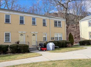 251-03 71st Rd #36B, Bellerose, NY 11426